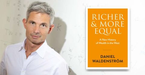 Daniel Waldenström neben seinem Buch Richer & More Equal